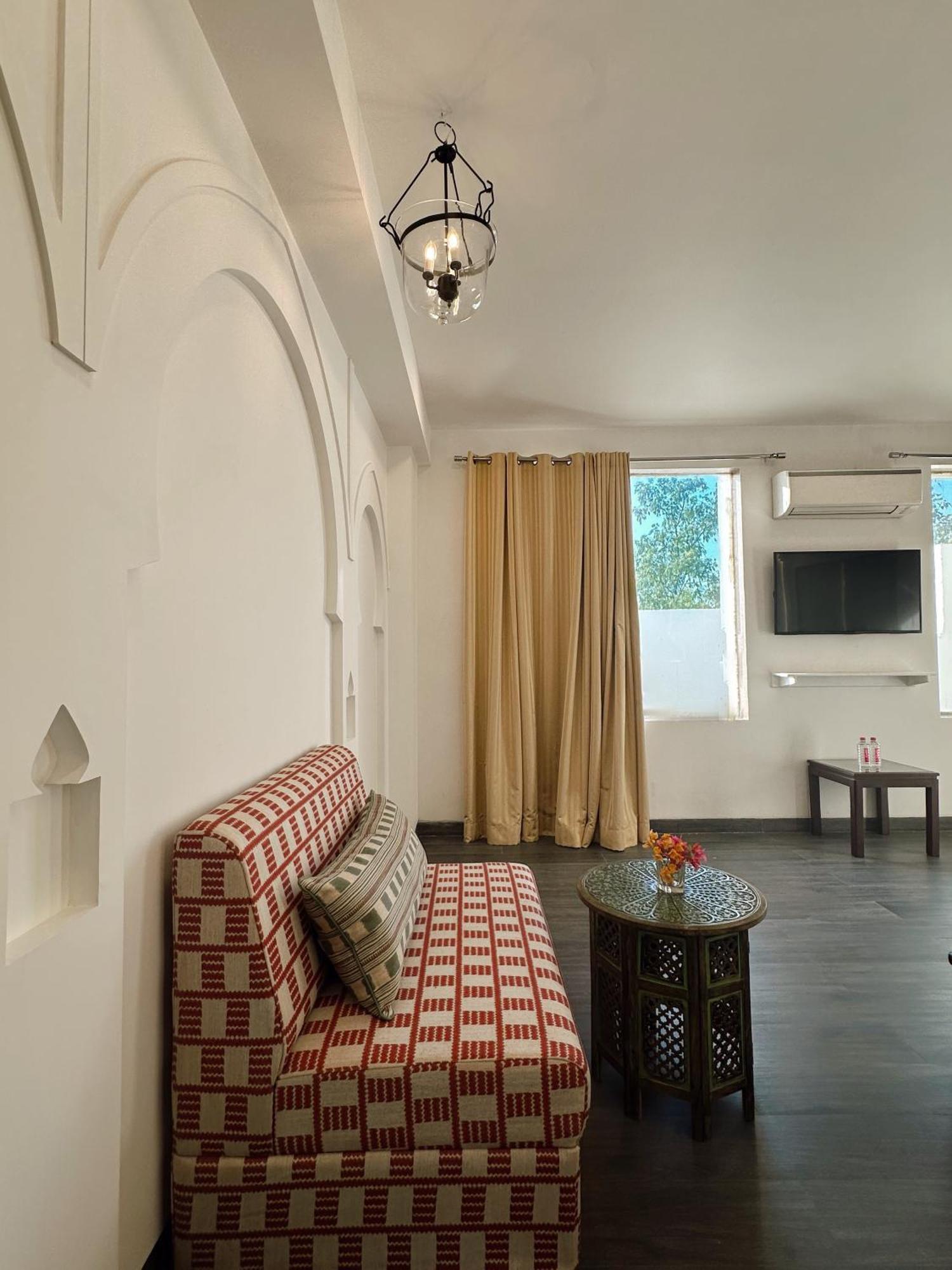 Hotel Atulyaa Taj Agra  Exterior photo